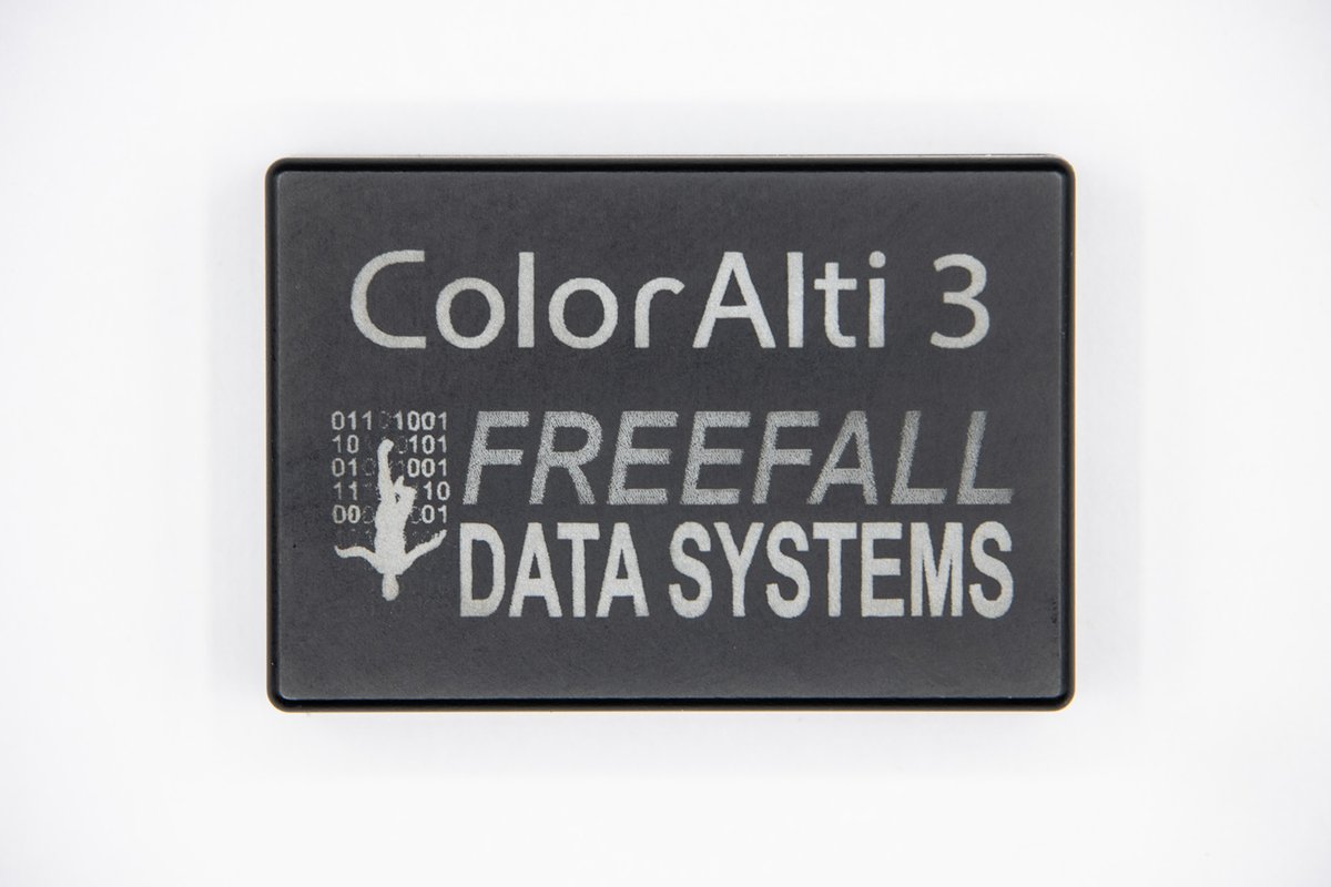 FreefallData's tweet image. Happy 4th of July, skydivers 🇺🇸: ColorAlti 3 and SonoAlti 3 have arrived! More details on our website at freefalldatasystems.com ...