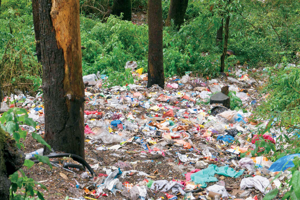 Himalayan Meltdown: Overtourism is eroding the fragile ecosystem of India’s hill stations, writes <a href="/rahulpandita/">Rahul Pandita</a> t.ly/Lqzb2