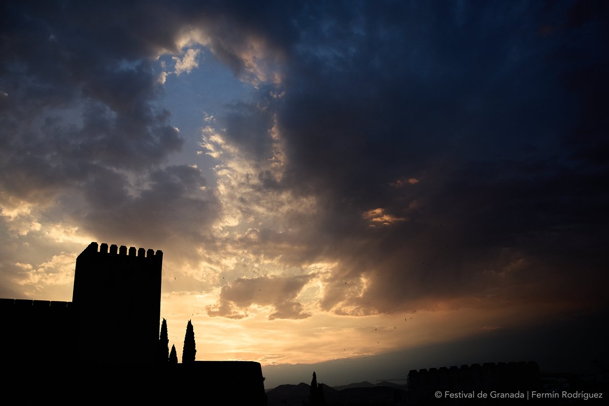 Ferminius's tweet image. Confirmado: el @FestivalGranada ofrece unos espectáculos increíbles...

¡Estas a tiempo! - granadafestival.janto.es