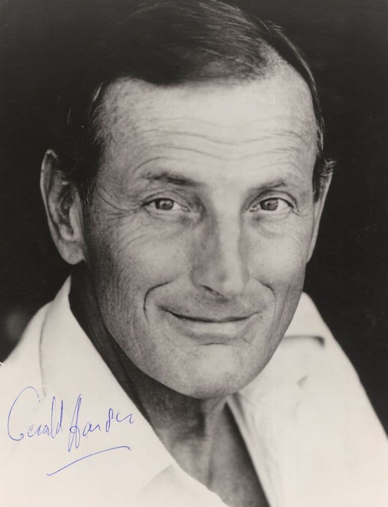 Another top signing for 'Heaven FM' and one of my biggest radio heroes, gorn. RIP, Gerald. Thanks for all the Champagne and Roses❤️🥂🌹