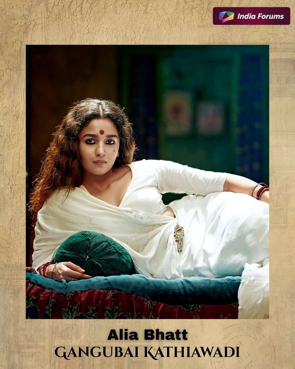 indiaforums's tweet photo. Who’s that one actress who turned every Bhansali frame into magic? 🎬👑🔥 
.
.
.

#SanjayLeelaBhansali #SLBMuse #BollywoodRoyalty #BhansaliBeauty #IconicActress #CinemaQueen #DeepikaPadukone #AishwaryaRai #RaniMukerji #BollywoodIcons #DesiDivas #IndianCinemaMagic https://t.co/4oOgxo5UhF