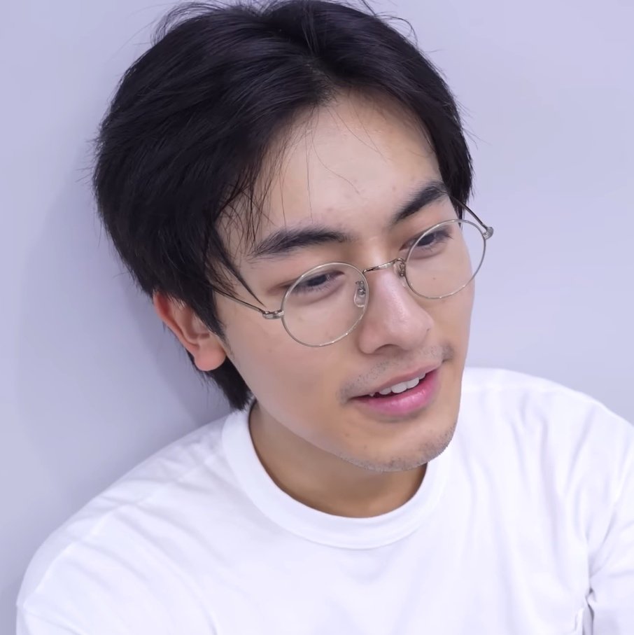 giamemann's tweet photo. ไอเจี้ยยยยย หนวดนางคือ??? https://t.co/FCecti1l5D