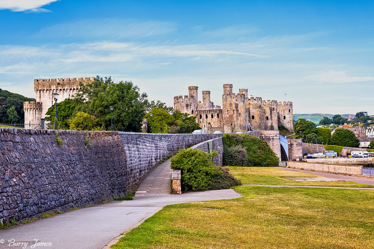 ValleyBoy (@bjroberts) on Twitter photo A warm July morning along the Conwy Cob, with its southerly view dominated by the imposing Medieval Castle and three Bridges. <a href="/Ruth_ITV/">Ruth_TV</a> <a href="/WalesCoastPath/">Llwybr Arfordir Cymru / Wales Coast Path</a> <a href="/ItsYourWales/">It's Your Wales</a> <a href="/NWalesSocial/">#NorthWalesSocial โฌ๏ธ๐ด๓ ง๓ ข๓ ท๓ ฌ๓ ณ๓ ฟ๐ค</a> <a href="/northwaleslive/">North Wales Live</a> <a href="/northwalescom/">NorthWales.com</a> <a href="/AllThingsCymru/">All Things Welsh ๐ด๓ ง๓ ข๓ ท๓ ฌ๓ ณ๓ ฟ</a> #Medieval #Conwy #Castle #Cob #SouthView #July #Wales A warm July morning along the Conwy Cob, with its southerly view dominated by the imposing Medieval Castle and three Bridges. <a href="/Ruth_ITV/">Ruth_TV</a> <a href="/WalesCoastPath/">Llwybr Arfordir Cymru / Wales Coast Path</a> <a href="/ItsYourWales/">It's Your Wales</a> <a href="/NWalesSocial/">#NorthWalesSocial โฌ๏ธ๐ด๓ ง๓ ข๓ ท๓ ฌ๓ ณ๓ ฟ๐ค</a> <a href="/northwaleslive/">North Wales Live</a> <a href="/northwalescom/">NorthWales.com</a> <a href="/AllThingsCymru/">All Things Welsh ๐ด๓ ง๓ ข๓ ท๓ ฌ๓ ณ๓ ฟ</a> #Medieval #Conwy #Castle #Cob #SouthView #July #Wales