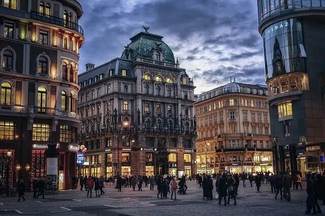 EurovisionNewZ's tweet image. 🇦🇹Vienna and Innsbruck have submitted their bids to host #Eurovision 2026.