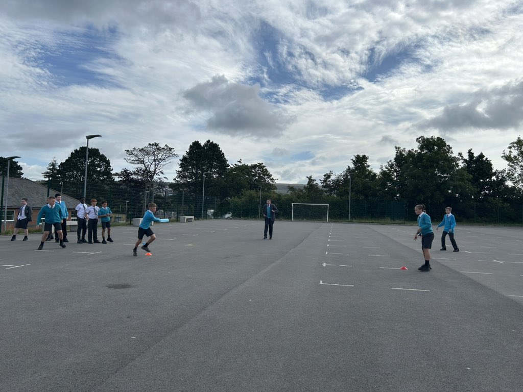 Rhys Dunn (@mrdunnhss) on Twitter photo 7RHD Wellbeing. Burning off some Friday energy! #formtutor #wellbeing #FeelingGood <a href="/TonyrefailCS/">Tonyrefail Community School</a> <a href="/tonmiddleschool/">TonMiddleSchool</a> 7RHD Wellbeing. Burning off some Friday energy! #formtutor #wellbeing #FeelingGood <a href="/TonyrefailCS/">Tonyrefail Community School</a> <a href="/tonmiddleschool/">TonMiddleSchool</a>