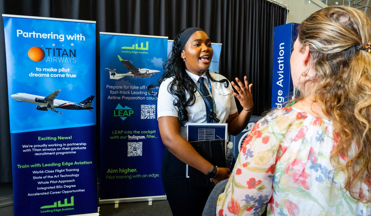 🧑‍✈️ Thousands of pilots began their journey at Pilot Careers Live. You could be next.  🎟️ Book tickets now at: bit.ly/PCLManc