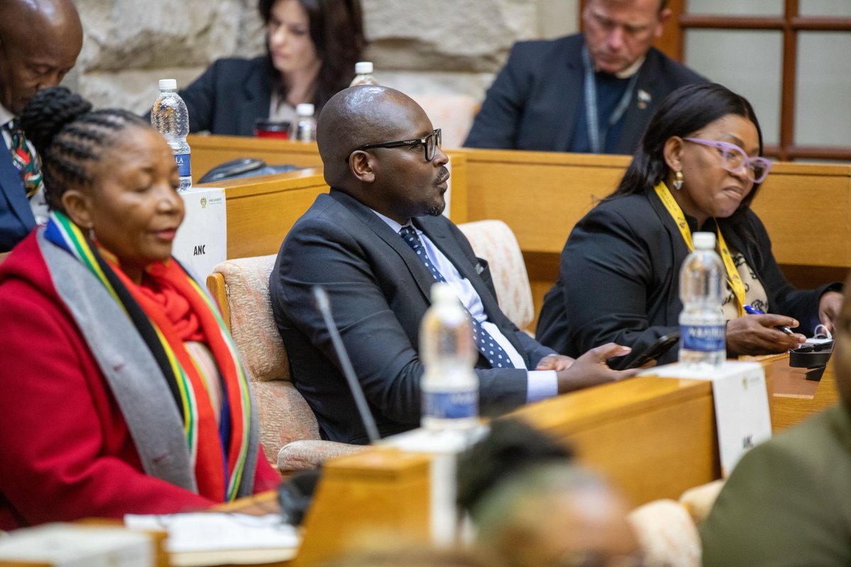 [Recap]

Minister <a href="/s_chikunga/">Sindisiwe Chikunga</a>  in the Presidency for Women, Youth and Persons with Disabilities, together with Deputy Minister <a href="/msletsike/">Hon Mmapaseka Steve Letsike, MP 🇿🇦🏳️‍🌈 🇵🇸</a>,  delivered the <a href="/DWYPD_ZA/">Dept of Women, Youth & Persons with Disabilities</a> Budget Vote 20 speech for the 2025/2026 fiscal year during yesterday’s Vote Debate.

#BudgetVote2025 
#GovZAUpdates