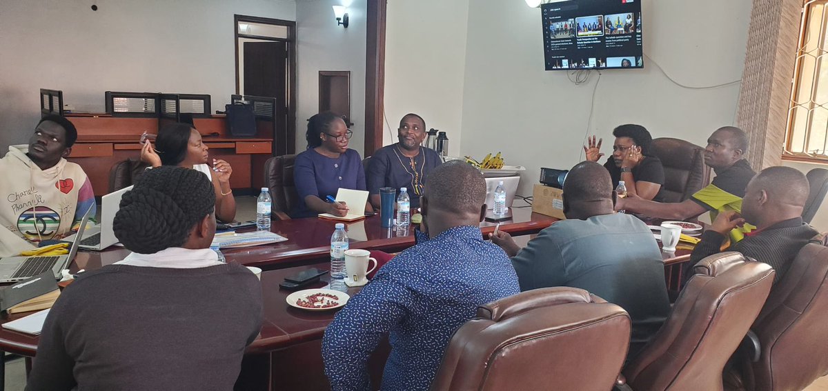 East and Horn Of Africa Observation Network (@ehorn_) on Twitter photo <a href="/SarahBireete/">Dr. Bireete Sarah</a> shared how #CivicSpaceTV offers a space for civil society when access to mainstream media is limited, with weekly shows that highlight voices from across Uganda.
#CivicSpace #EHORN #MediaFreedom <a href="/SarahBireete/">Dr. Bireete Sarah</a> shared how #CivicSpaceTV offers a space for civil society when access to mainstream media is limited, with weekly shows that highlight voices from across Uganda.
#CivicSpace #EHORN #MediaFreedom