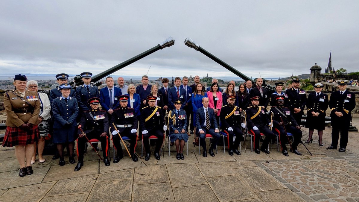 hrfca's tweet image. A 21-Gun Salute was fired at @edinburghcastle to mark His Majesty The King’s birthday and the start of Royal Week celebrations in Scotland: hrfca.co.uk/news/gun-salut….
#Congratulations to the #ArmedForcesCovenant and Defence Employer Recognition Scheme Award recipients! 🏰🏴👑…