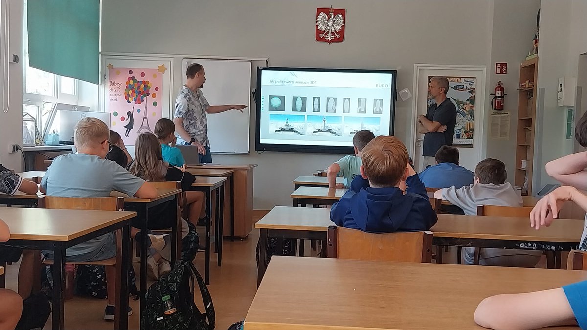 Uwielbiamy rozbudzać ciekawość do nauki! 🚀 

Odwiedziliśmy klasę 4d z SP nr 301 w Warszawie, by opowiedzieć o superkomputerach, symulacjach i animacjach. 

Kto wie - może to początek ich przygody z nauką? 🔬✨

Więcej o wizycie👉 cc.eurohpc.pl/index.php/aktu…