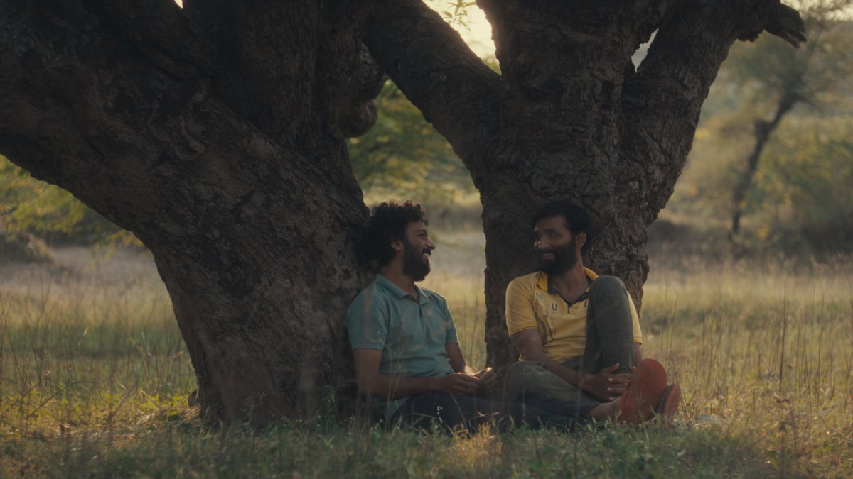 Rebecca | Film Carnage (@film_carnage) on Twitter photo One of my favourite gems from 2025 so far, screened at <a href="/sxswlndn/">sxswlondon</a>
✯✯✯✯½ Cactus Pears
"Hard to believe that it’s a debut feature and debut performances from Bhushaan Manoj and Suraaj Suman when they’re all so impressive"
filmcarnage.com/2025/06/05/rev…
#review #indiefilm #lgbtqia One of my favourite gems from 2025 so far, screened at <a href="/sxswlndn/">sxswlondon</a>
✯✯✯✯½ Cactus Pears
"Hard to believe that it’s a debut feature and debut performances from Bhushaan Manoj and Suraaj Suman when they’re all so impressive"
filmcarnage.com/2025/06/05/rev…
#review #indiefilm #lgbtqia