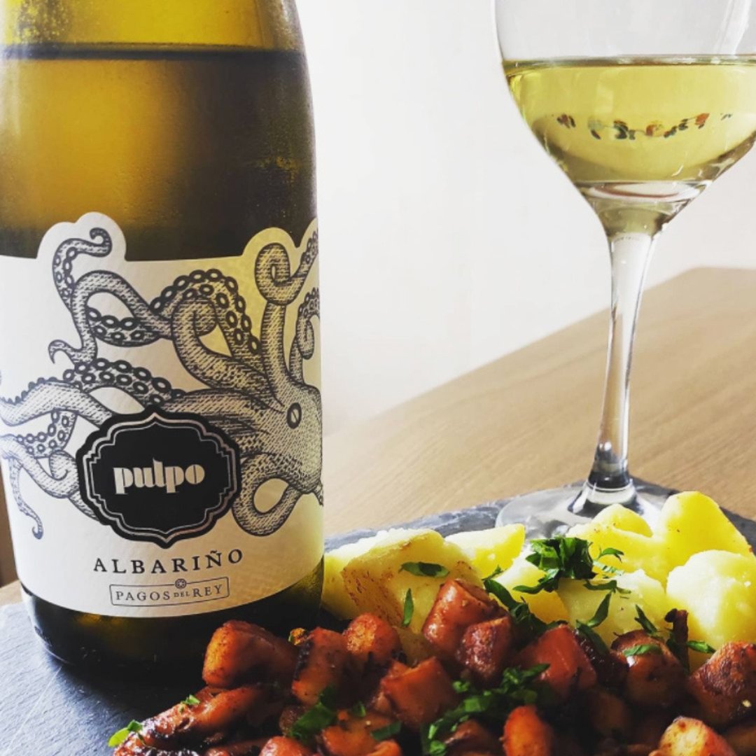 Pensar en marisco es acordarse de… Pulpo #albariño. Un ‘must’ que no puede faltar en tus comidas y cenas de primavera.
¿Te animas a probarlo? Disfruta del 20% en la tienda online. bit.ly/2WuXjdY