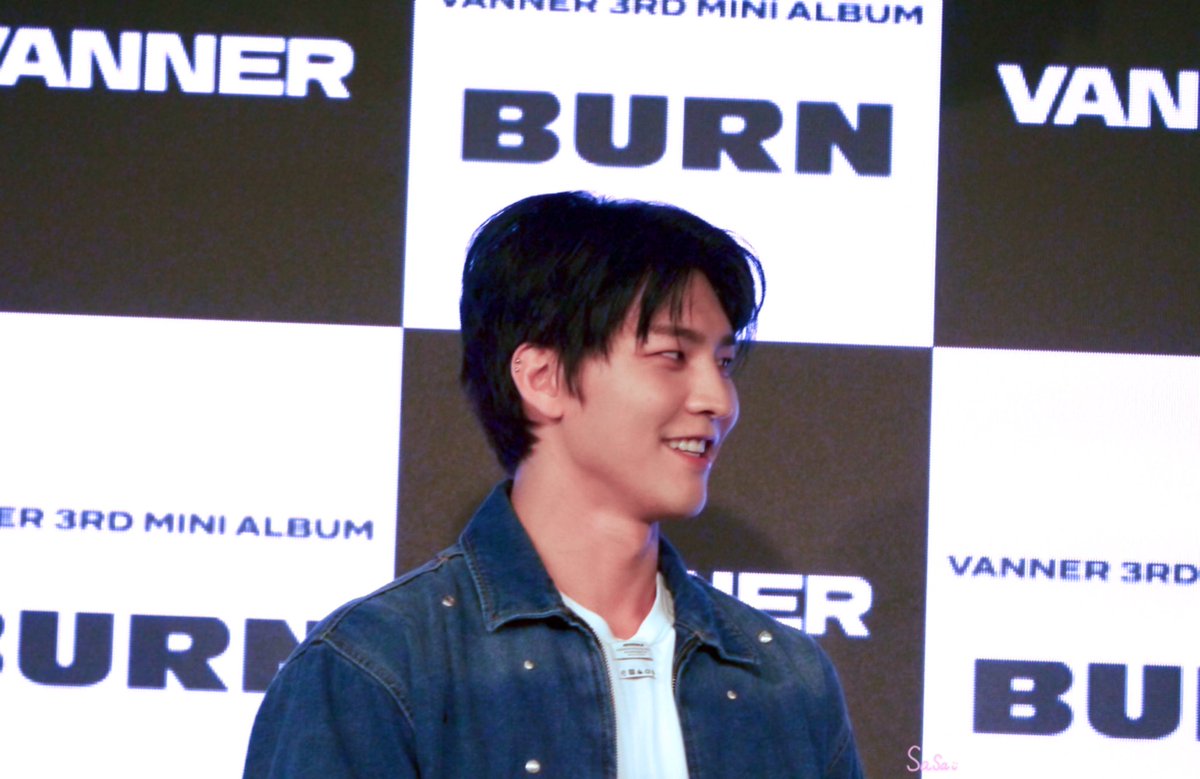 2025.01.11
@도쿄(KISS Entertainment Inc.3F )
VANNER 3RD MINI ALBUM [BURN]
Promotion Event Part2

#VANNER #배너
#곤 #GON