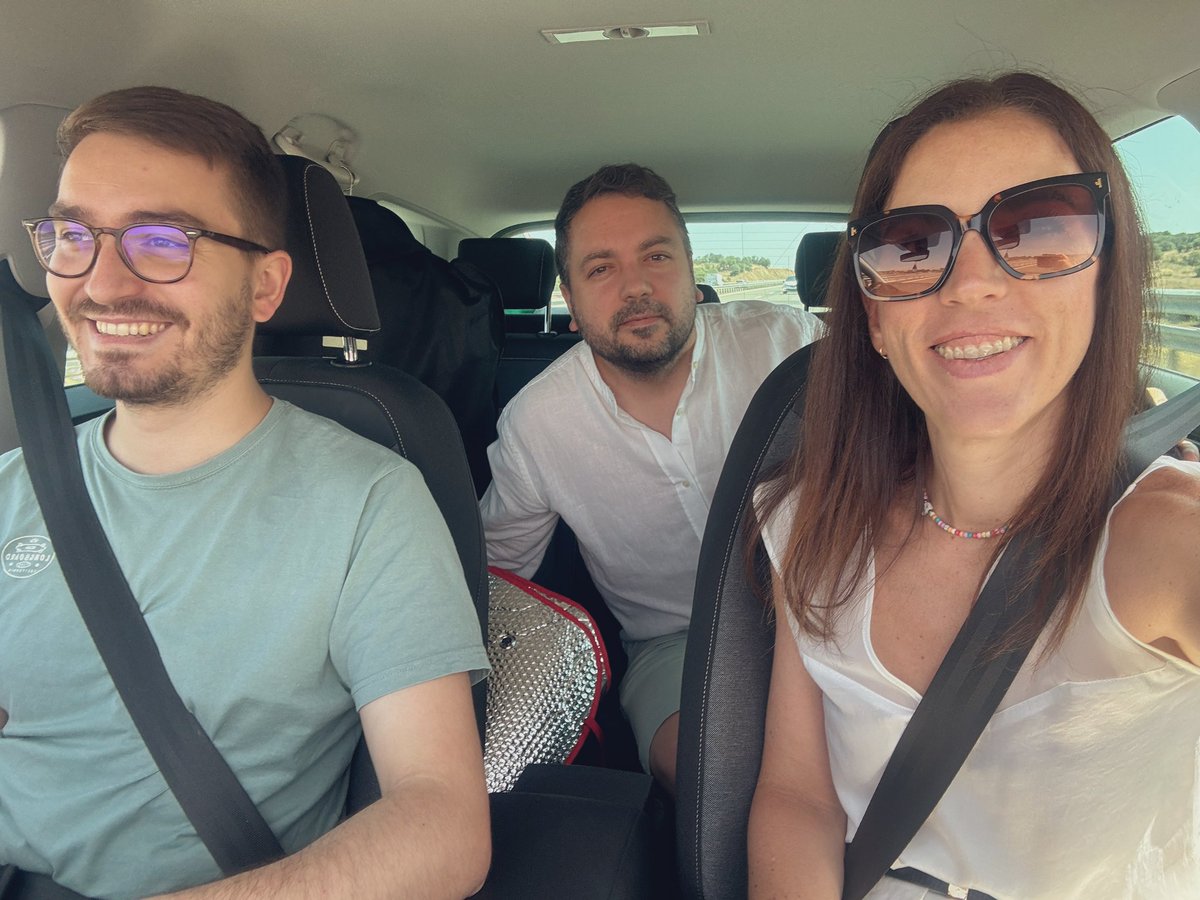 🚙¡Allá que vamos, #Madrid!

🇪🇸#TomaPartidoPorEspaña con <a href="/NunezFeijoo/">Alberto Núñez Feijóo</a> y <a href="/ppopular/">Partido Popular</a>