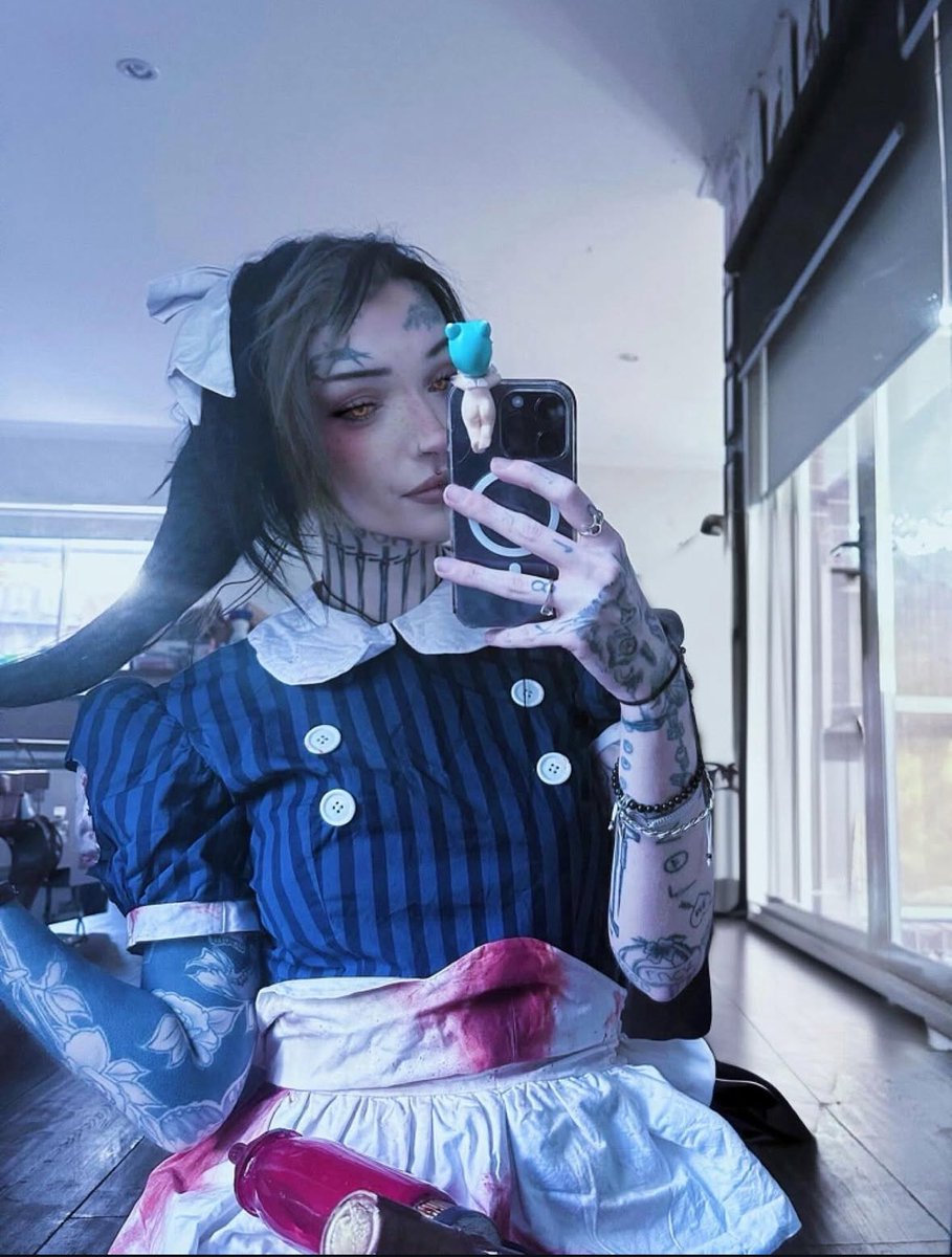 i forgot to post my bioshock little sister cosplay here oops