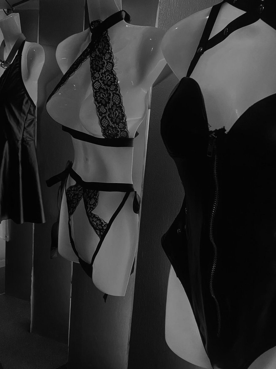 #サイレントムーン #渋谷 #金曜日 
7月初めの金曜ないと。楽しみましょう！
今宵も20時オープン☆