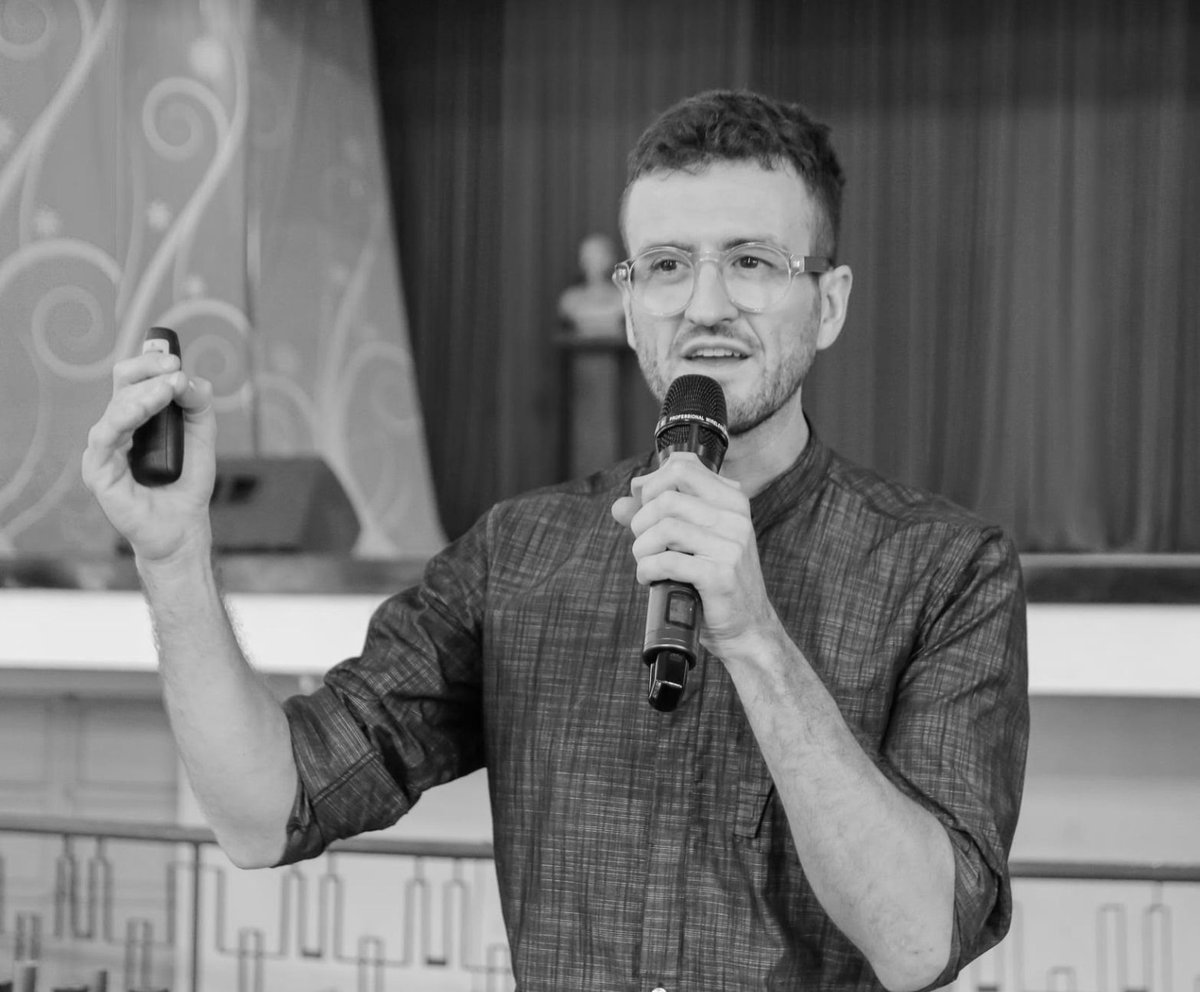 Enhorabona a "PLASTICPeople Spain SL",  una solució creativa, participativa, circular i sostenible al repte del plàstic, guanyador del premi "Santander X Award | Startup Universitaria 2025".  Enhorabona també a totes les persones finalistes i a la resta dels participants!