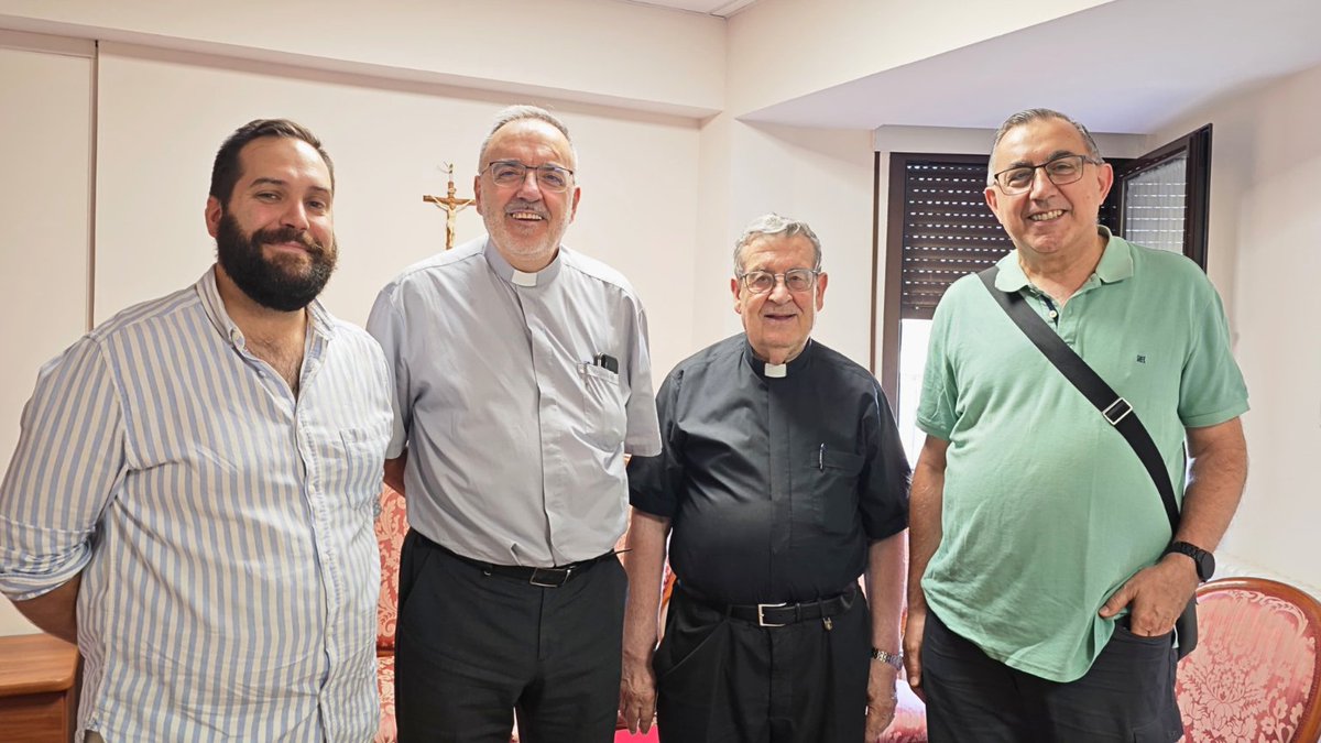 ✍🏼 La Diócesis firma un acuerdo de depósito con la Fundación Obra Artística Kiko Argüello para el retorno de cinco relieves barrocos a la iglesia de Fuentes de Carbonero. ⛪ Una colaboración para conservar nuestro patrimonio. 📖 Toda la información  diocesisdesegovia.es/2025/07/04/la-…