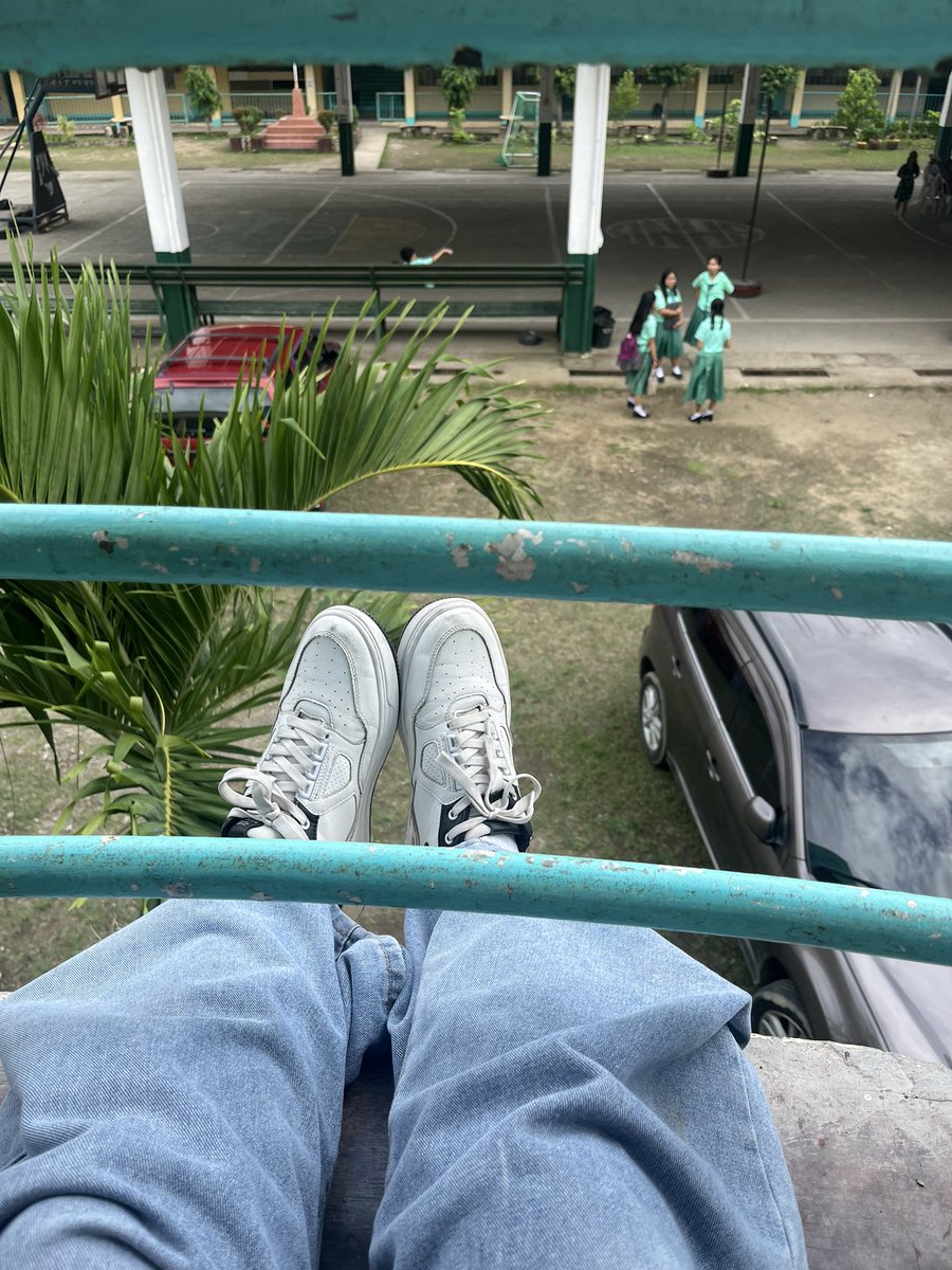 Xystudy_'s tweet image. Fav spot sa old school ko :)