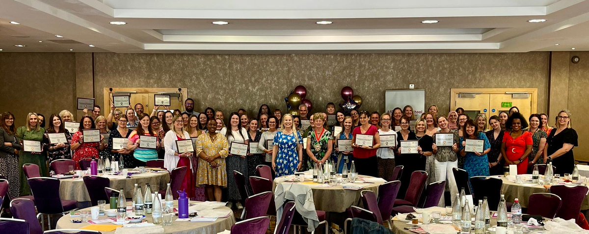 AfC Virtual School Attachment Aware Schools Award ceremony yesterday with the London Borough of Richmond upon Thames Mayor, Cllr Penny Frost - huge congratulations to all our graduating schools 🎉