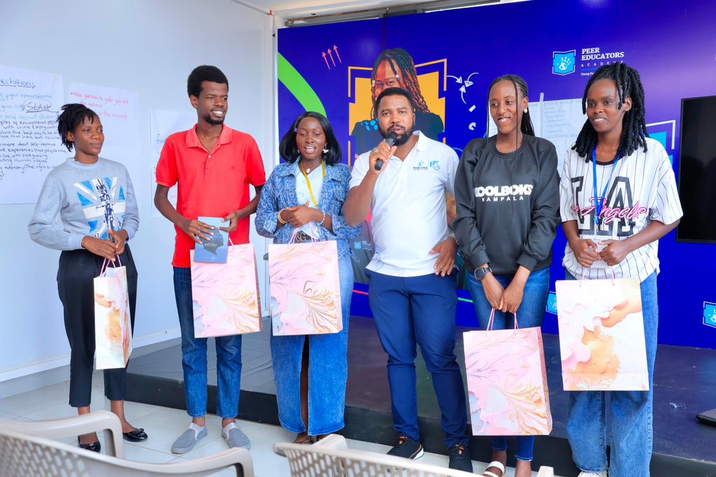 Celine Don 🌼 (@atukwatsaceline) on Twitter photo The Peer Educators’ Academy has ended today. It was such a great learning opportunity! We are now well equipped with the knowledge and skills to inspire change in communities. Thank you <a href="/reachahand/">Reach A Hand Uganda</a> And yes, I scooped an award 🥹
Thank you <a href="/HumNabimanya/">Humphrey Nabimanya</a> The Peer Educators’ Academy has ended today. It was such a great learning opportunity! We are now well equipped with the knowledge and skills to inspire change in communities. Thank you <a href="/reachahand/">Reach A Hand Uganda</a> And yes, I scooped an award 🥹
Thank you <a href="/HumNabimanya/">Humphrey Nabimanya</a>