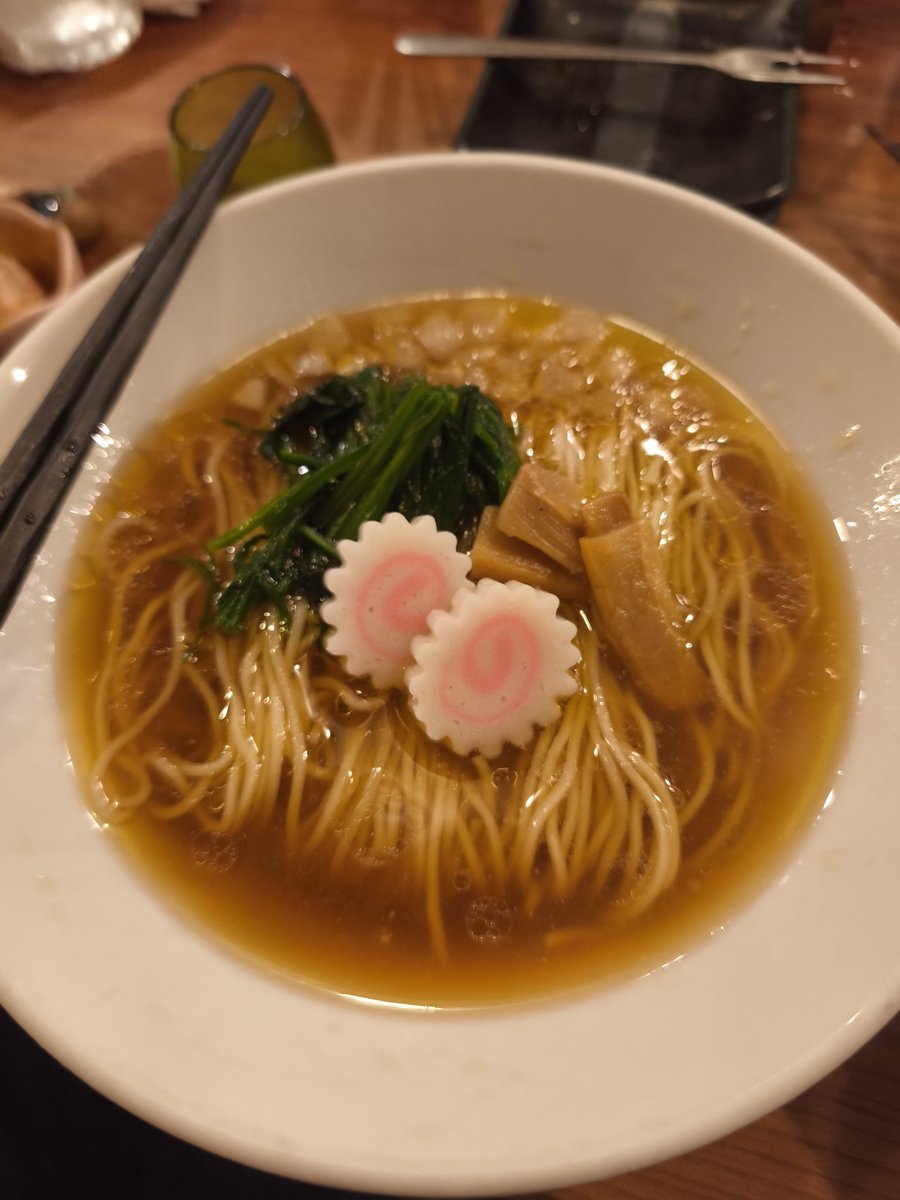 サプライズおデート楽しかった！！吉本でライブ見て、焼き鳥！！美味しかった！！涙出るくらい笑った！！ありがとう！！