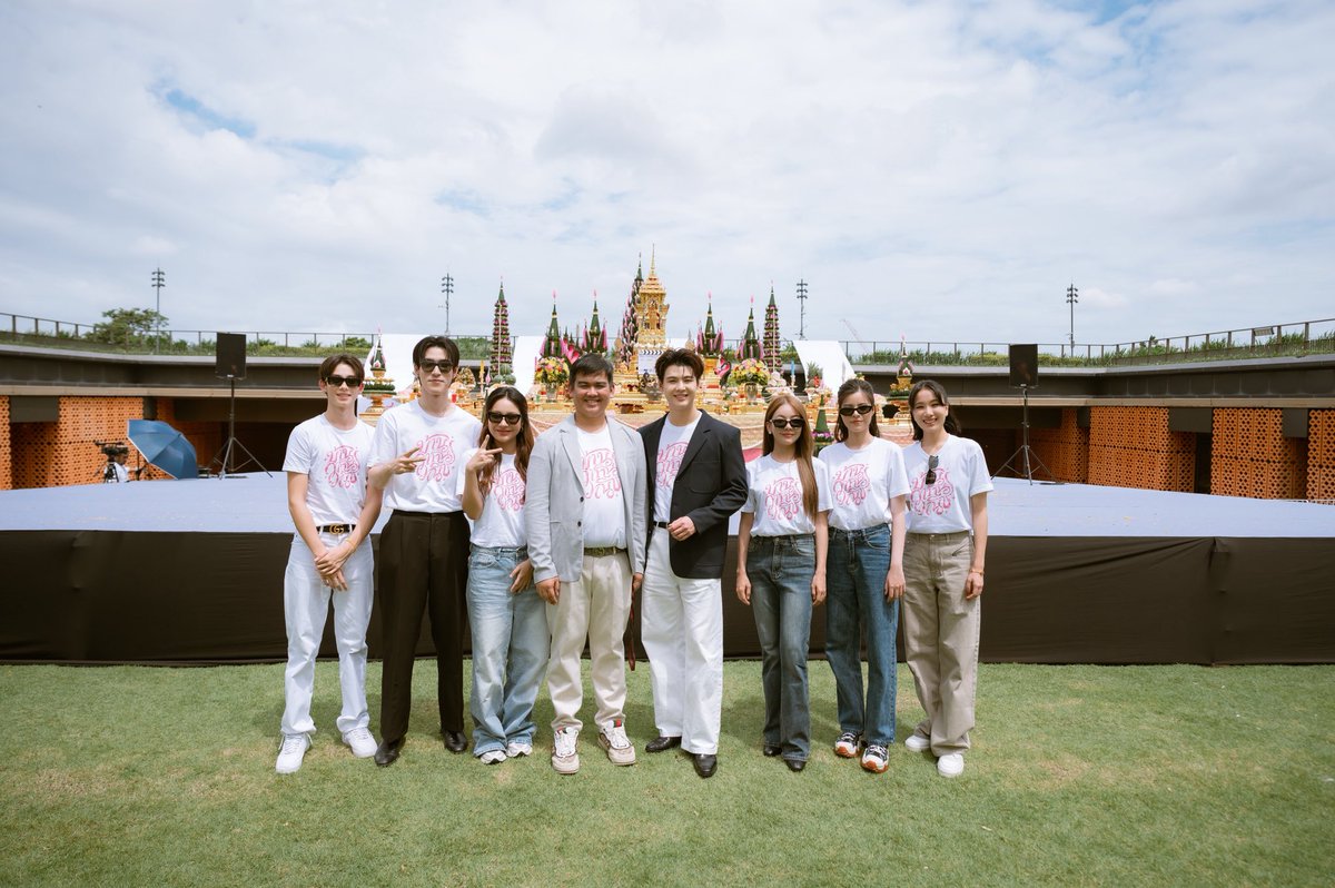 ผู้บริหารและนักแสดงจากไอดอลแฟคทอรี่ เข้าร่วมพิธีบวงสรวงเปิดกล้องซีรีส์ชุด “4 Elements บ้านวาทินวณิช” เมื่อเช้าที่ผ่านมา ✨️

GL MEGAPROJECT WORSHIP
#บวงสรวง4Elements

#Saint_sup
#hengpnp
#fay_riezz #maywyda
#namorntaraaa
#frruunngg
#justin_jamy
#idolfactoryTH