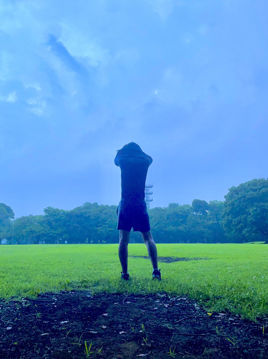 雨とスコールを拭う