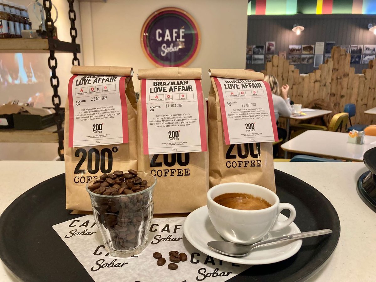 SobarNottm's tweet image. Take home Nottingham's finest brew £8.50 or two for £15.00!
#stockingfilla #itsroundthecorner #200degrees #nottsfinest #takeaway #ustoyou #coffee