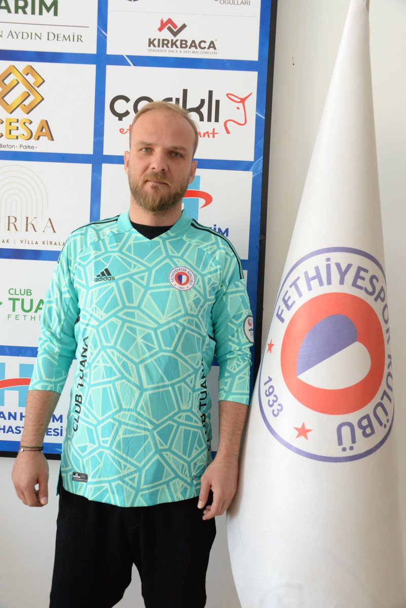 HAKAN CANBAZOĞLU FETHİYESPOR'DA

#Fethiye #BuTakımBizim #Fethiyespor #Şimşekler

fethiyespor.org/haberler/hakan…