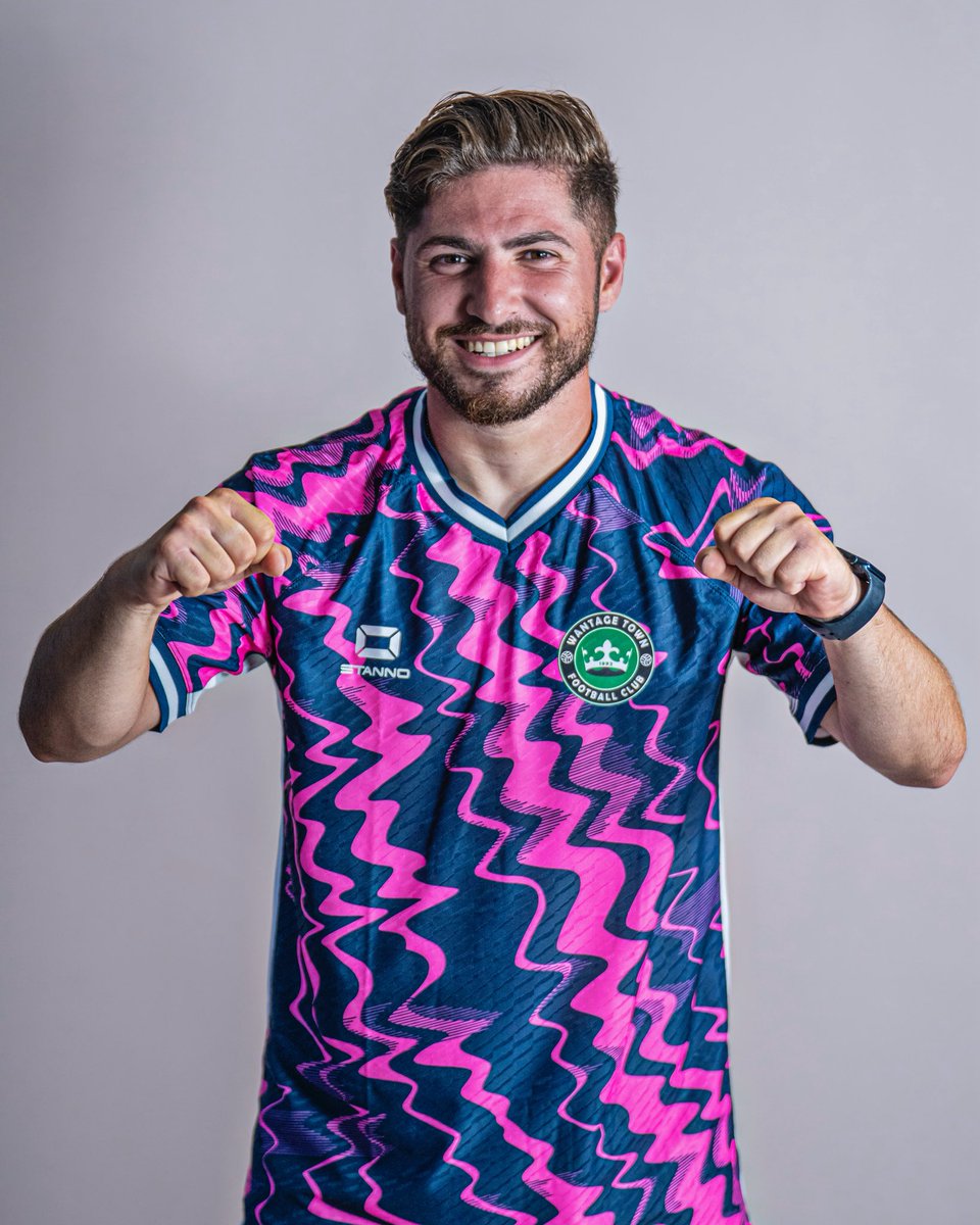 Wantage Town FC tweet media