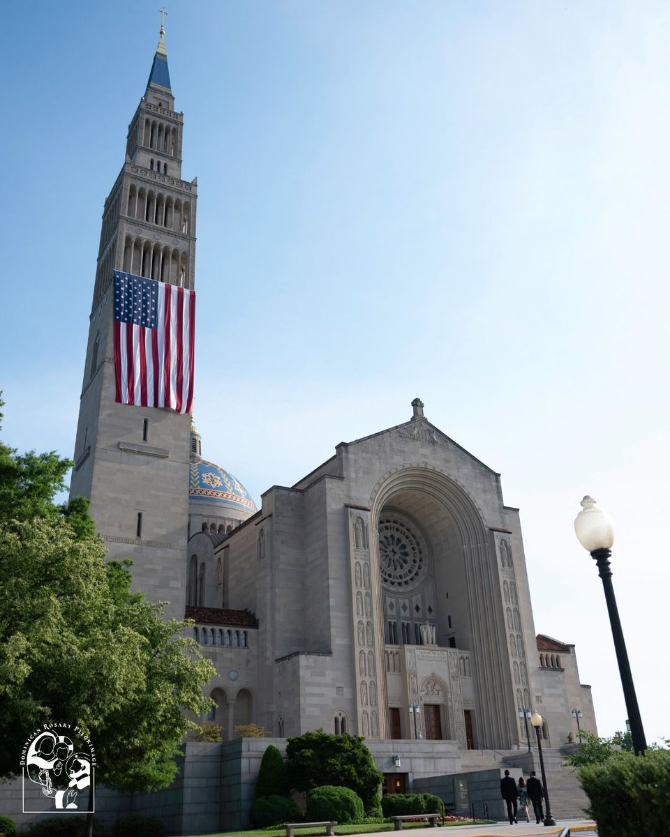 DominicanRosary's tweet image. Happy Fourth of July! Today we thank God for the gift of our country—and for the freedom to live the Gospel, proclaim the truth, and honor Our Lady. God bless America.