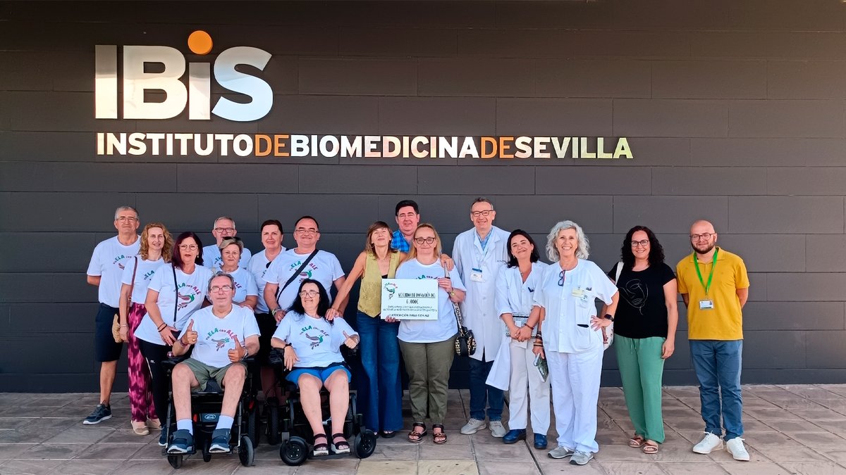 🟦DONACIÓN |

La asociación utrerana 'VuELA con Ale' realiza una donación para la investigación de la esclerosis lateral amiotrófica (#ELA)

Noticia completa 👉fisevi.com/la-asociacion-…