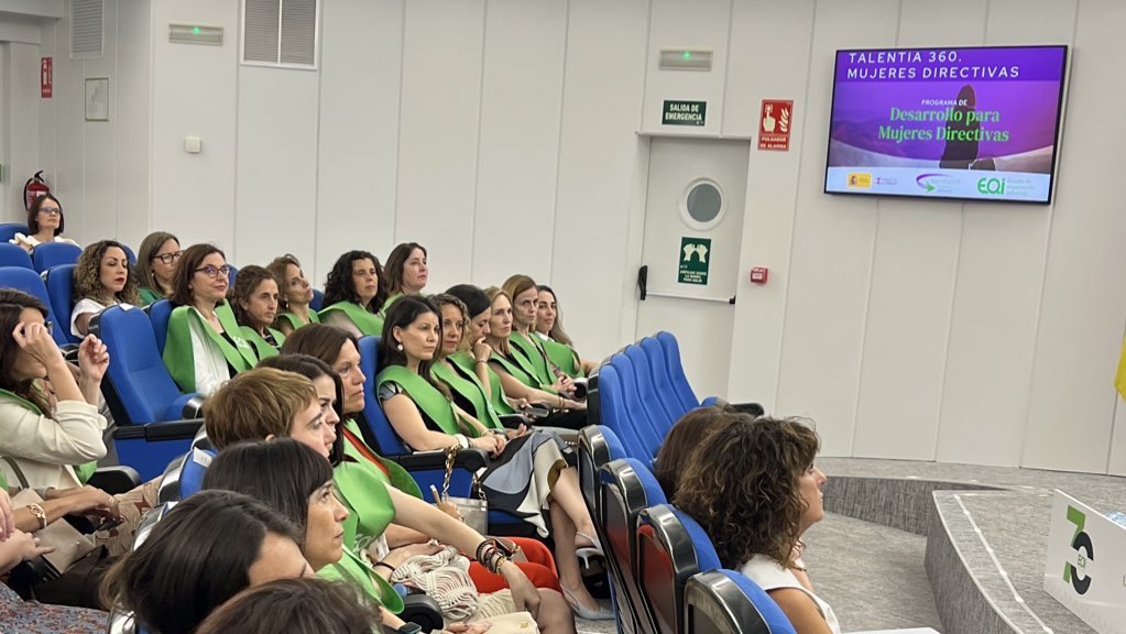EOI (@eoi) on Twitter photo 📢 Celebramos la Clausura de la XII Edición del Programa #Talentia360 Mujeres Directivas.
🟢 Un Programa consolidado y referente que impulsada el desarrollo profesional y liderazgo de las mujeres gracias a la financiación del <a href="/InstMujeres/">Instituto de las Mujeres</a>
¡Enhorabuena a todas! 🧑🎓🎉 📢 Celebramos la Clausura de la XII Edición del Programa #Talentia360 Mujeres Directivas.
🟢 Un Programa consolidado y referente que impulsada el desarrollo profesional y liderazgo de las mujeres gracias a la financiación del <a href="/InstMujeres/">Instituto de las Mujeres</a>
¡Enhorabuena a todas! 🧑🎓🎉