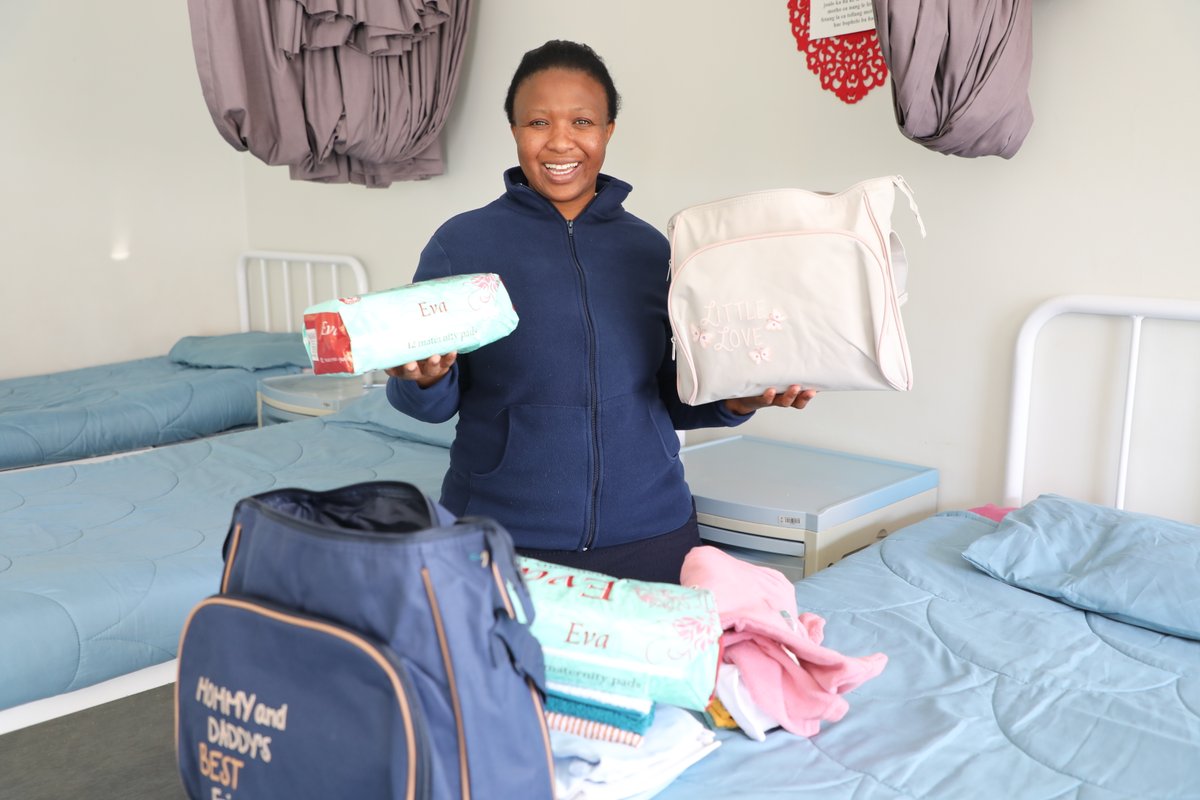 WorldvisionLS's tweet image. Winter once brought hardship to Matukeng Health Centre, no heating, no baby packs, no comfort for moms &amp;amp; newborns. Today, thanks to @WorldVisionLS, warmth &amp;amp; hope have returned. Blankets, Baby packs 🍲 Meals 🚐 Outreach 🌱 Garden 🤝 Health committees. Read; bit.ly/3Ibkzbu