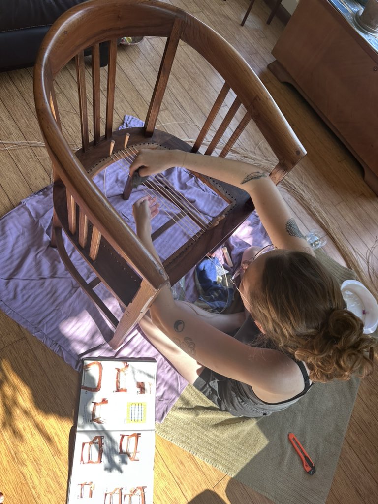 tomschloegel's tweet image. Like great-grandmother and grandmother like granddaughter. Intergenerational installment of you can just do things.
Photo on right is Betty and Chickie dipping the chair they’re recaning in the lake to dampen the cane.
Also: Chickie is a such a classic nickname.