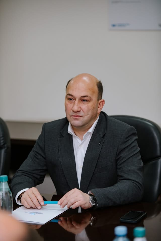 L_Chikvaidze's tweet photo. 📬 Georgian Post and Armenia’s HayPost CJSC have signed a Memorandum of Understanding to boost regional postal cooperation and enhance cross-border services. A strong step toward better connectivity and collaboration in the South Caucasus! 🇬🇪🤝🇦🇲 #PostalPartnership https://t.co/Wv1pZLMQp5