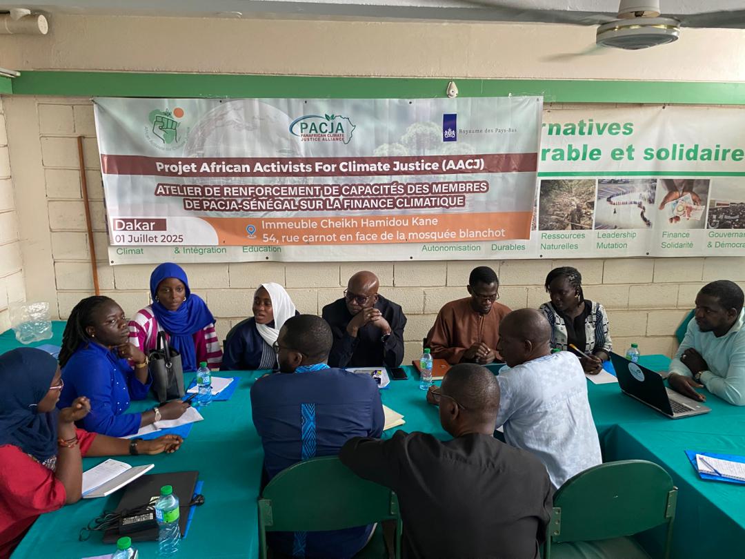 PACJA Sénégal, via Enda Lead, a formé ses membres à la finance climatique ce 1er juillet.
✅ Compréhension renforcée des financements (FVC, FEM, Fonds d’Adaptation) pour une société civile + proactive face au climat.
#Climat #FinanceClimatique #PACJA