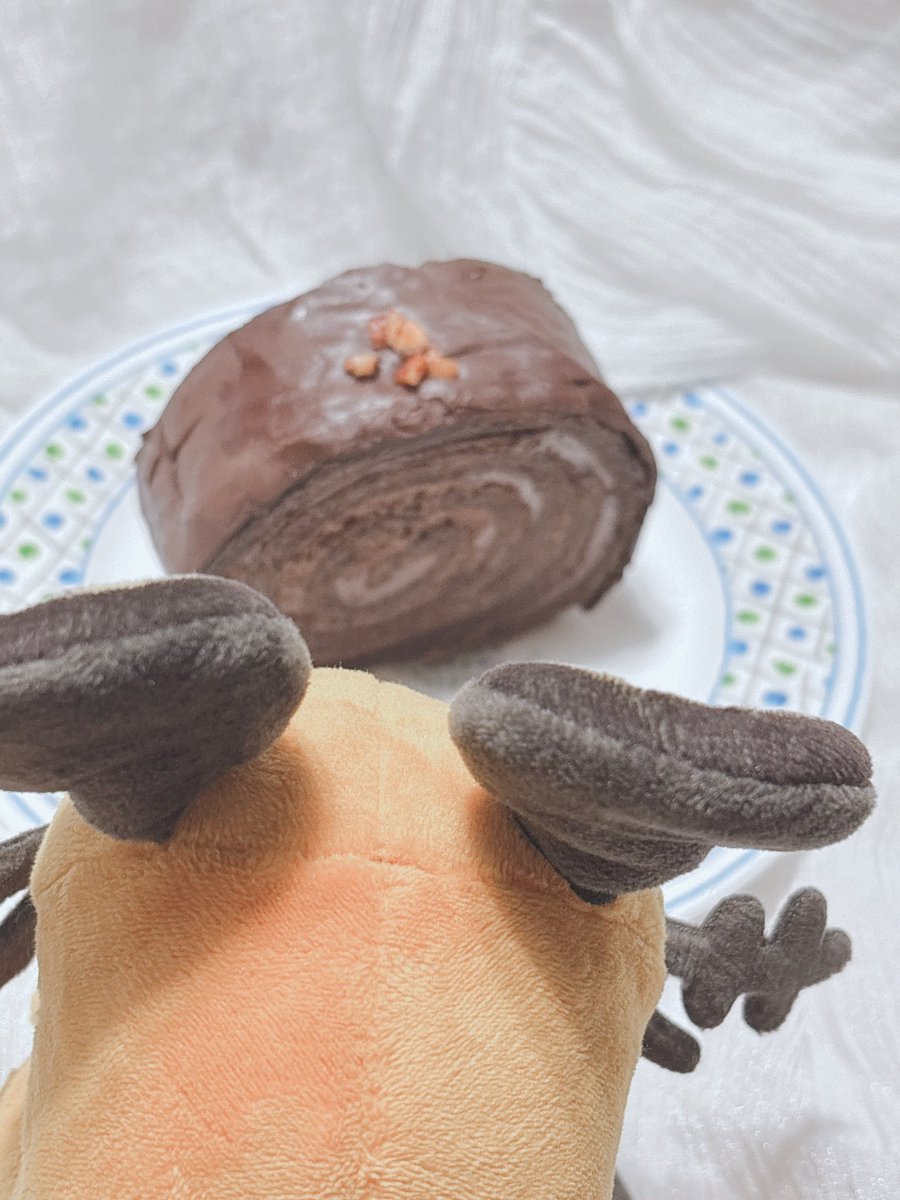 dedechan07's tweet image. ケーキ食べていいかちゃんと確認するかわいくてえらいデデンネ