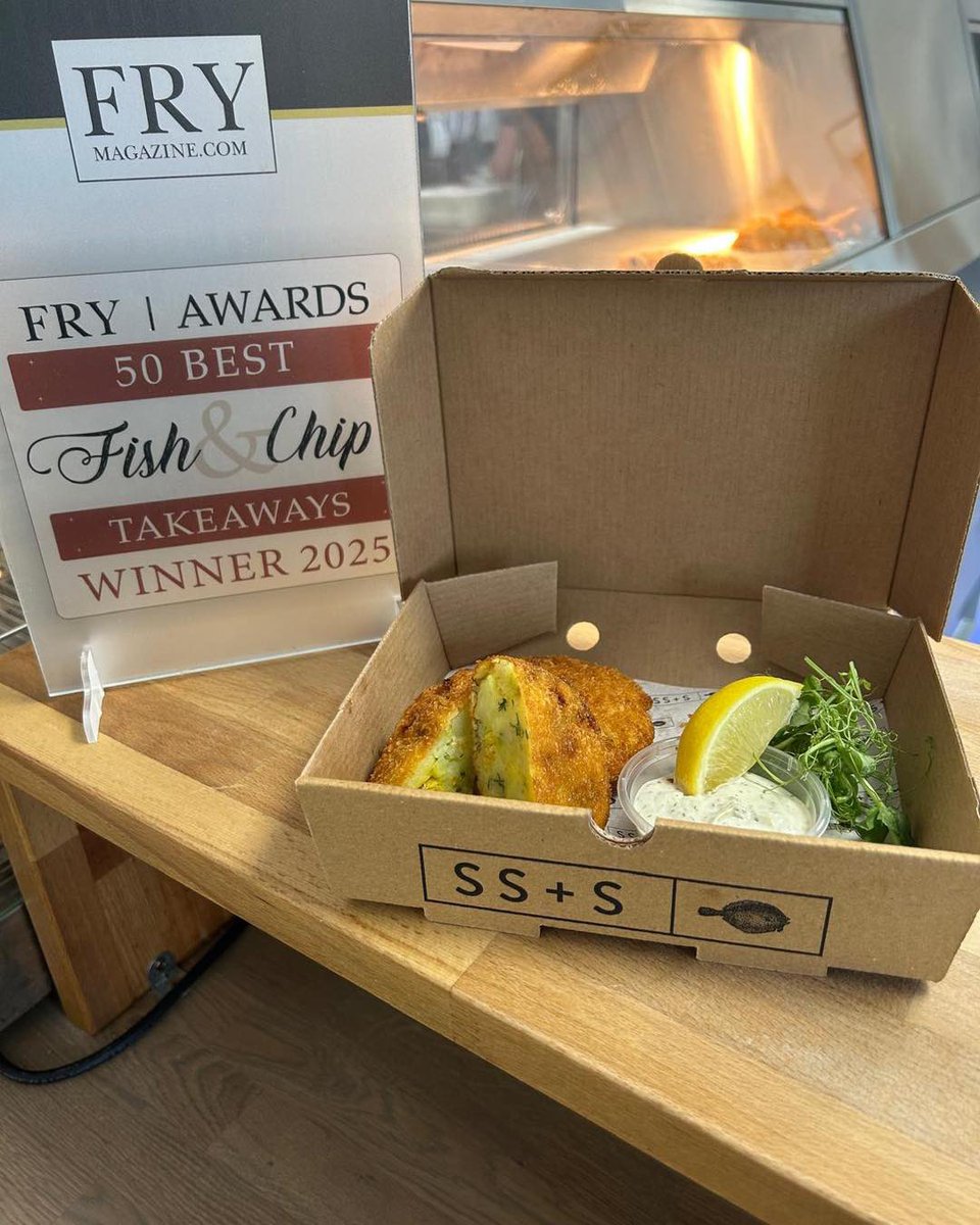 A comforting homemade classic SSS fish cake special this weekend. Poached Smoked haddock and braised buttered leeks mixed with seasoned mashed potatoes. Coated in panko crumb and served with tangy lemon and herb mayo. All for £4 for 2 cakes. Perfect as a meal or to share 😊😎