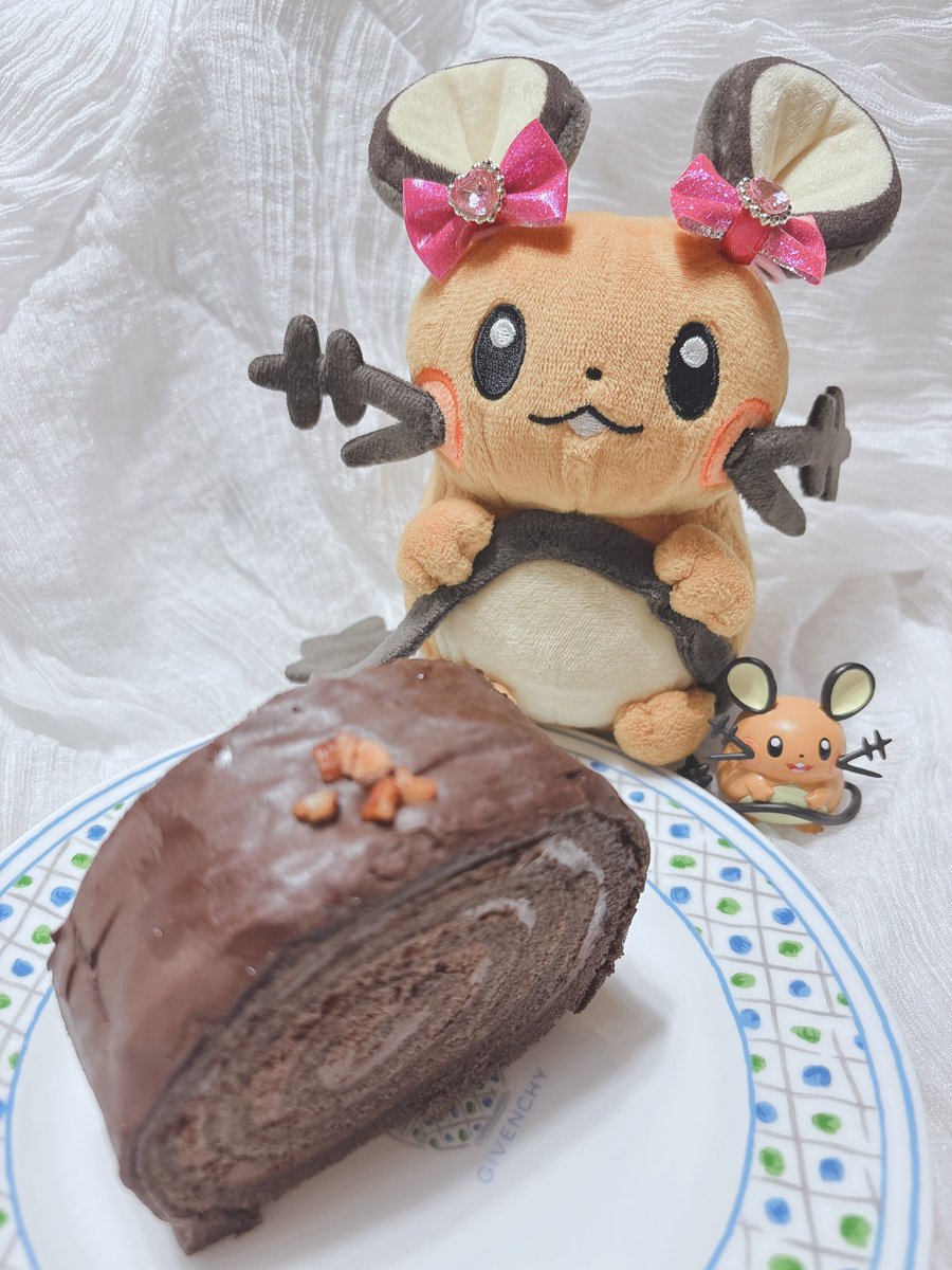 dedechan07's tweet image. デデンネとケーキ🍫