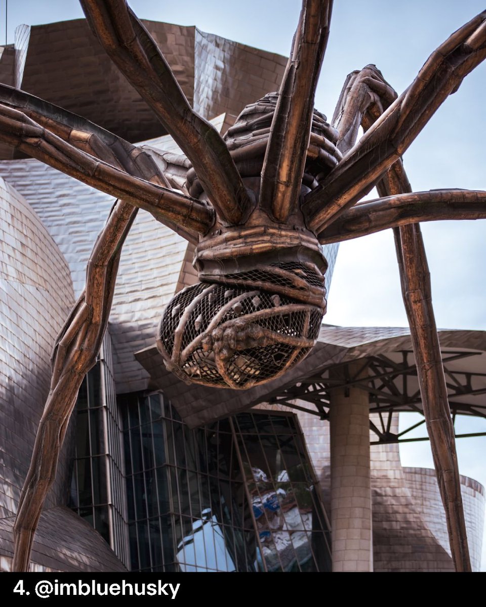📣 ¡Vota por la foto que más te guste en la encuesta de la parte superior de los comentarios de la publicación de Instagram!
 
El premio para el ganador es una entrada doble para el Museo 🎟  

🔗 qrcd.org/8wEE
 
#MyGuggenheimBilbao
