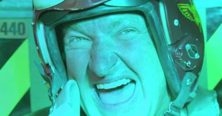 Camo__Oficial's tweet image. Hoy 4 de Julio rindamos un sentido homenaje al verdadero Héroe de la Independencia de Estados Unidos , Russell Casse!! 

El salvó al mundo de una invasión. Gracias Viejo borracho!!