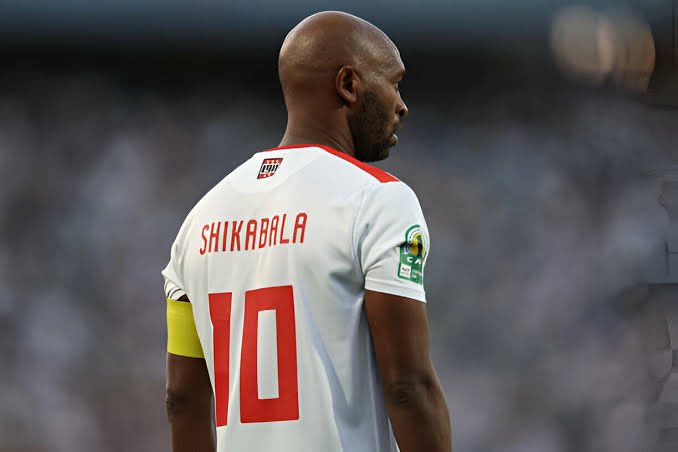 OLd_schoolll's tweet photo. ومستحيل يجي لاعب هنحبه بالشكل ده 
جمهور الزمالك بيحب شيكا بجنون بجد 
شيكابالا اعتزل مع الزمالك وهو الاكثر تتويجا بالبطولات 

شيكابالا اعتزل والناس لسه بتحبه بشكل جنوني وهتفضل  تحبه سنين طويله جدا 
ما شوفتش حد  لمس الكوره زيك يا شيكا في حياتي   مفيش حد شبهك ولا حد هيجي ربعك  تاني https://t.co/ufQyt841IZ