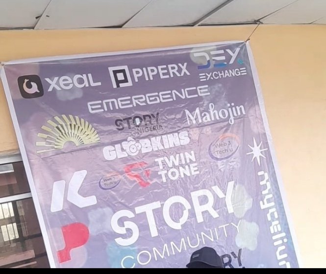techWhz06's tweet image. @StoryProtocol X @Web3TechU is live right now
@story_nig @0xNock @mushy @StoryProtocol @StoryEcosystem @liztingue @Web3TechU

#TechUXStoryProtocol #Web3TechU #StoryProtocol #Web3Nigeria