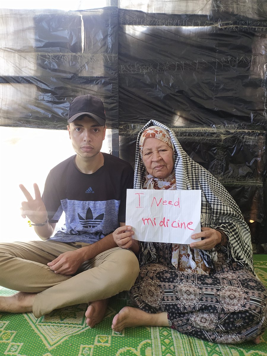 Mahmoud_in_gaza's tweet image. We don't know if we stay alive or die and leave it. Don't forget us from your prayers and prayers. π₯Ή
Help me get food and save my family from death and hunger. π
chuffed.org/project/save-mβ¦