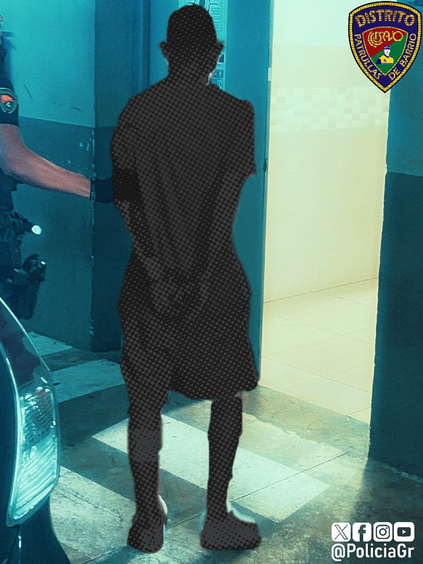 PoliciaGr's tweet photo. Así que, este joven, de 32 años, es detenido e ingresado en calabozos a disposición judicial por un presunto delito de tráfico de drogas.
#SeguimosActuando https://t.co/I1g1LZFWtm