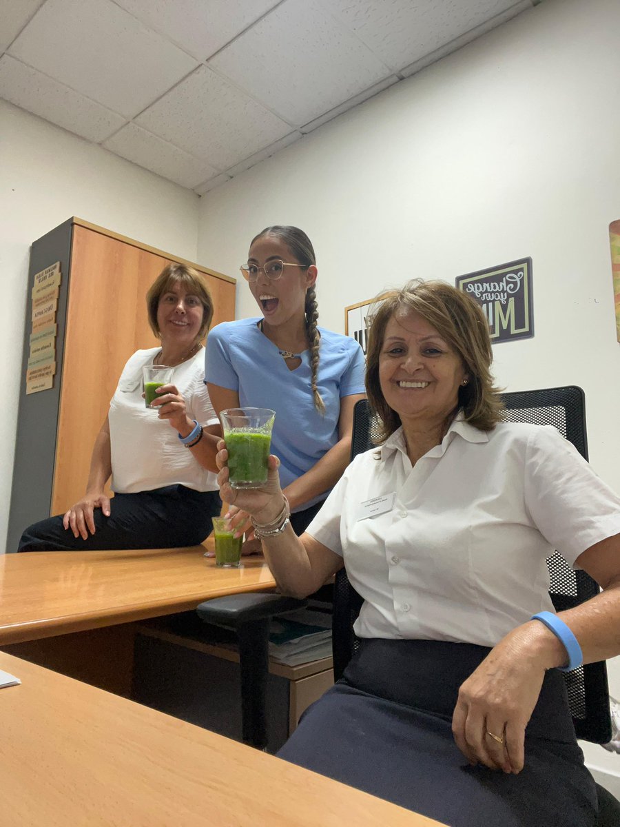 🌱 This morning, we kicked off the day with a healthy boost — green smoothies for the whole team!
A small moment of care that sets a positive tone for the day 💚
Small habits, big impact. #sunsetharbourclub #oneteam