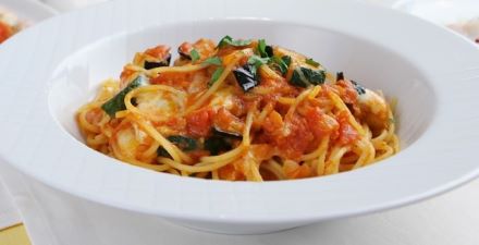 TextSkizzen's tweet image. #Mittagessen?
• Spaghetti ✅
• Spaghettis ✖️
• Tortellini ✅
• Tortellinis ✖️
• Gnocchi ✅
• Gnocchis ✖️
#Schreibtipp #Sprachtipp
