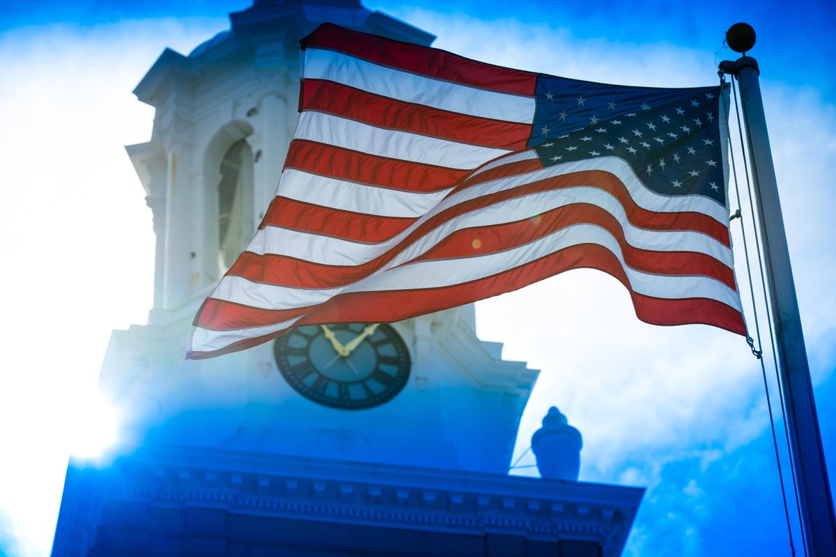 UBuffalo (@ubuffalo) on Twitter photo Wishing you a safe and happy Fourth of July from #UBuffalo! 🇺🇸 #FourthOfJuly Wishing you a safe and happy Fourth of July from #UBuffalo! 🇺🇸 #FourthOfJuly
